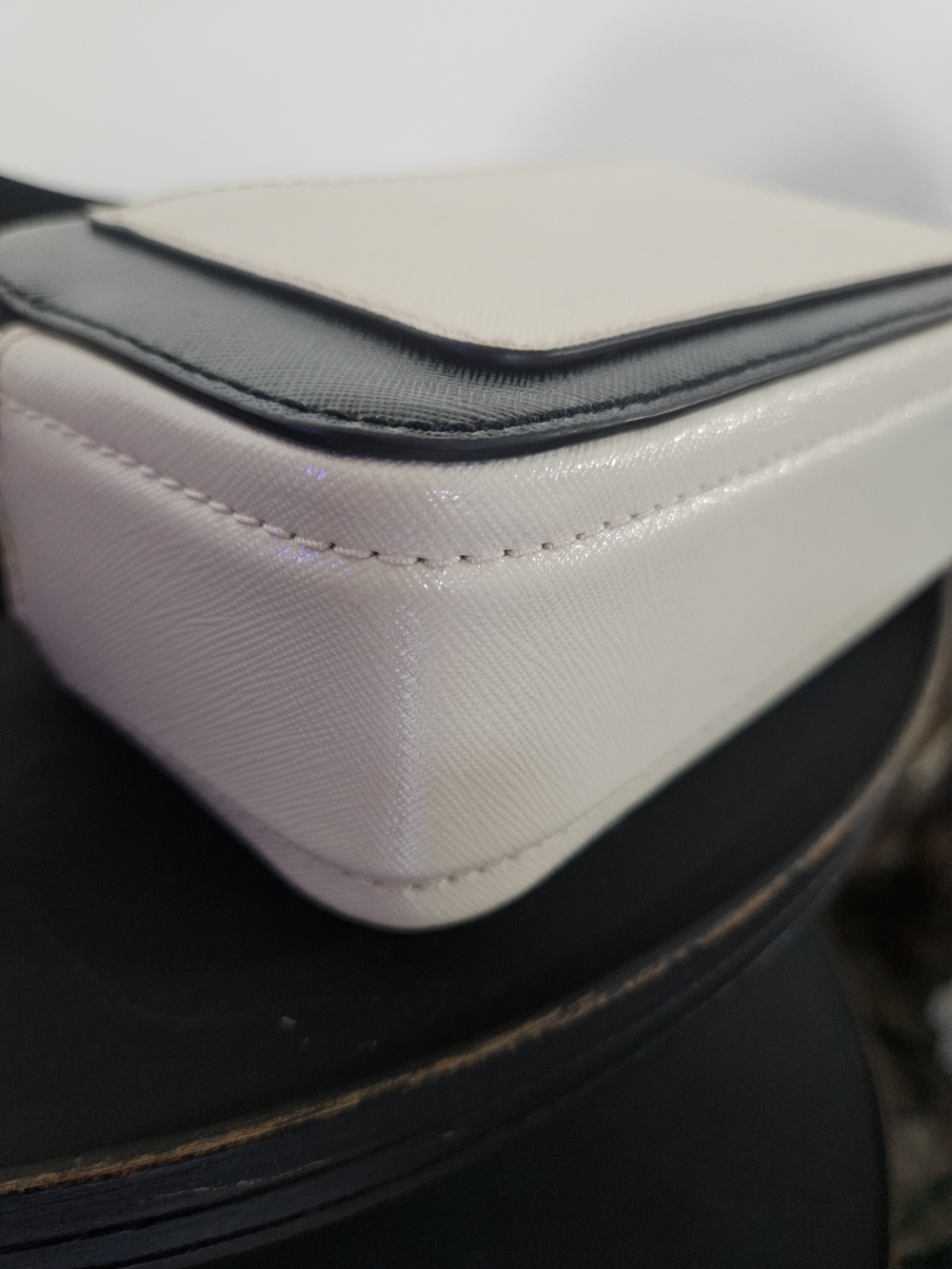 Marc Jacobs The Snapshot Camera Bag Cream Black Like New - Picture 6 of 13